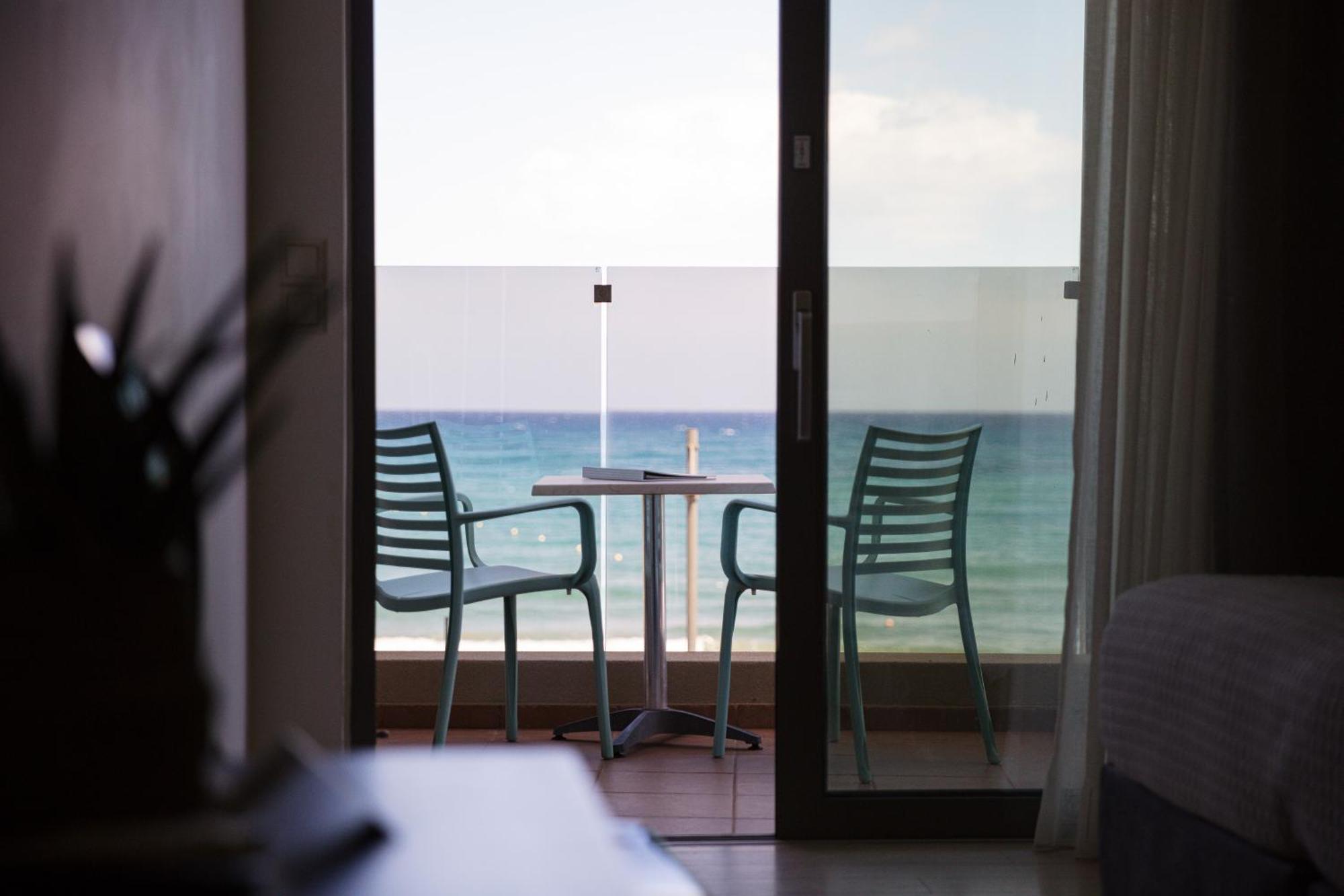 Steris Elegant Beach Hotel & Apartments Resmo Dış mekan fotoğraf