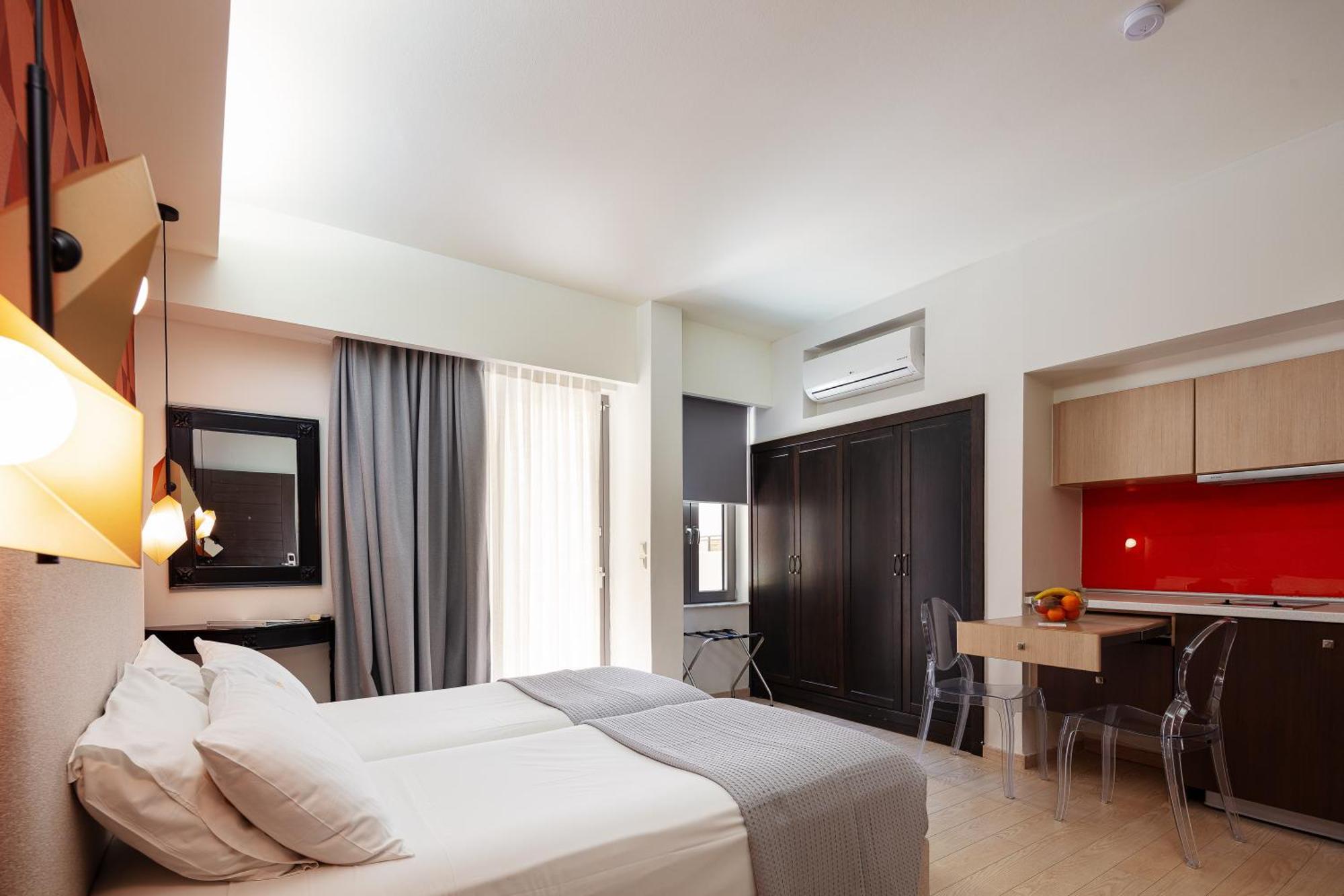 Steris Elegant Beach Hotel & Apartments Resmo Dış mekan fotoğraf