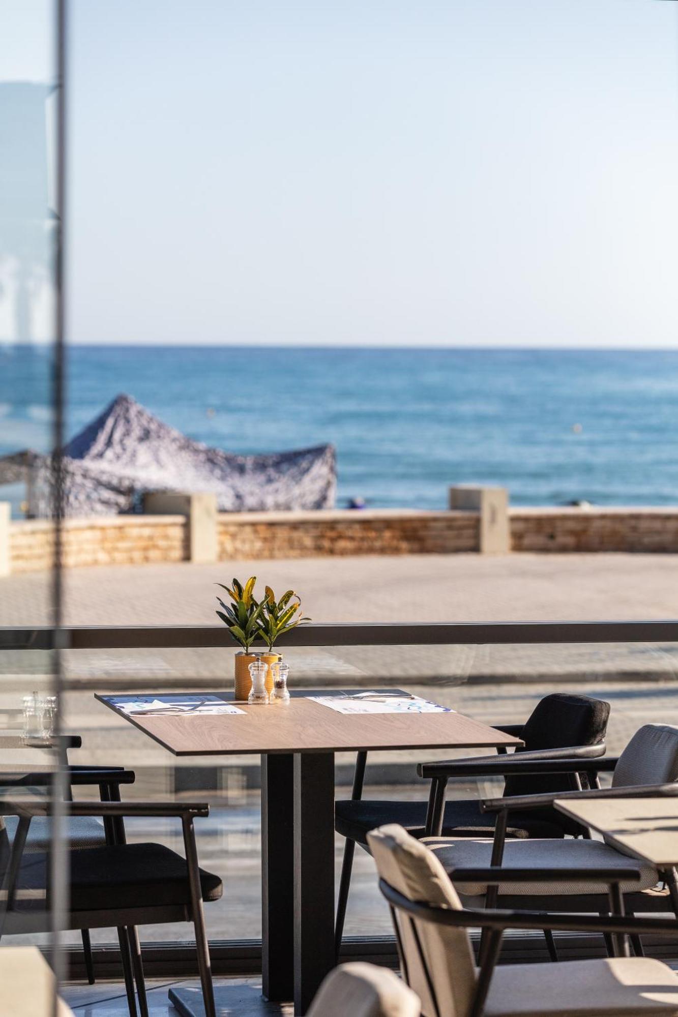 Steris Elegant Beach Hotel & Apartments Resmo Dış mekan fotoğraf